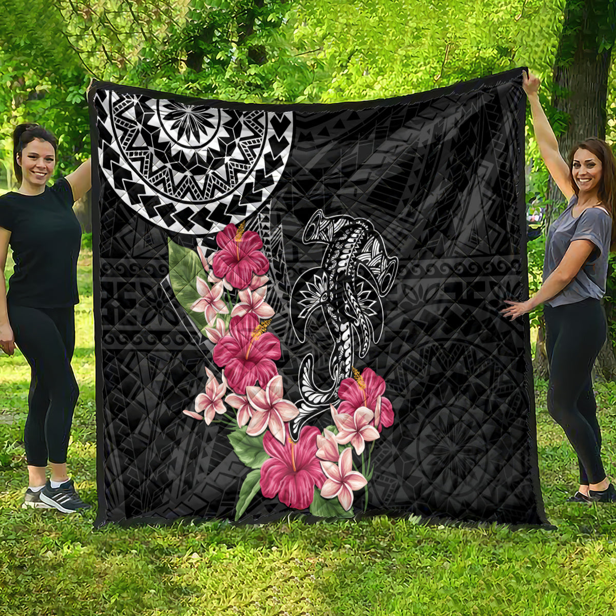 Black Polynesian Hammerhead Shark Tribal Pattern Quilt LT05 - Polynesian Pride
