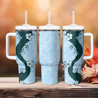 Polynesia Hibiscus Tumbler With Handle Sky Blue Curve Motif LT05 - Polynesian Pride