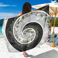 Piko Hawaii Sarong Polynesian Pattern With Maile Pikake Honohono Lei
