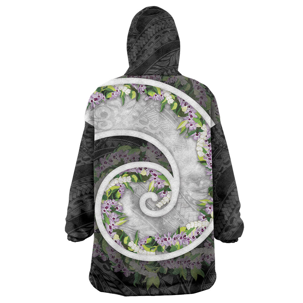 Piko Hawaii Wearable Blanket Hoodie Polynesian Pattern With Maile Pikake Honohono Lei