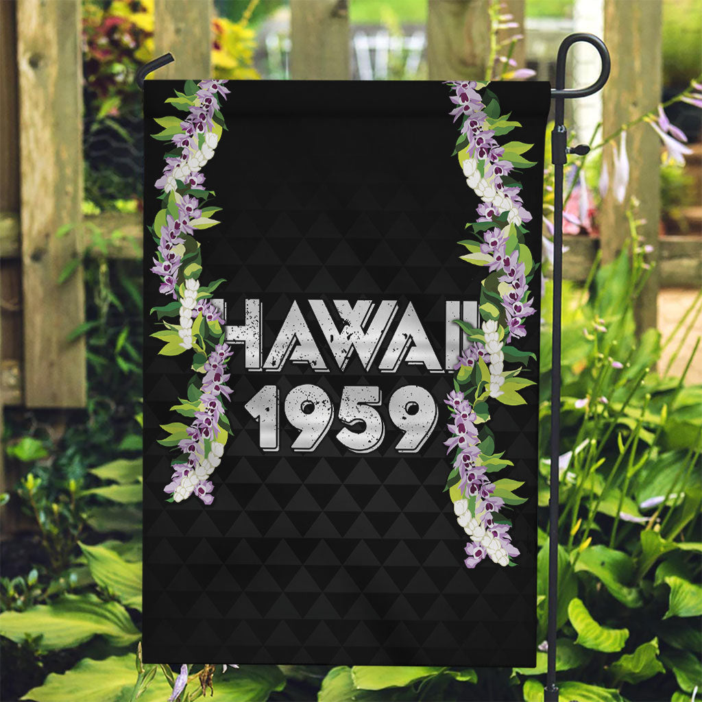 Hawaii Statehood Day Garden Flag Kakau Pattern With Maile Pikake Honohono Lei