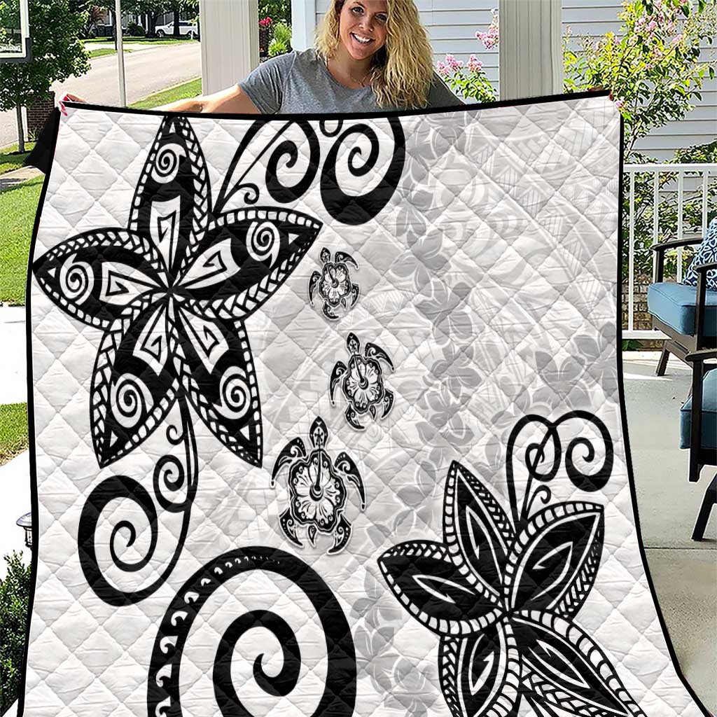 Polynesia Quilt White Tribal Turtle Floral Pattern