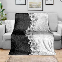 Hawaii Hibiscus Flowers Blanket Grayscale Polynesian Pattern