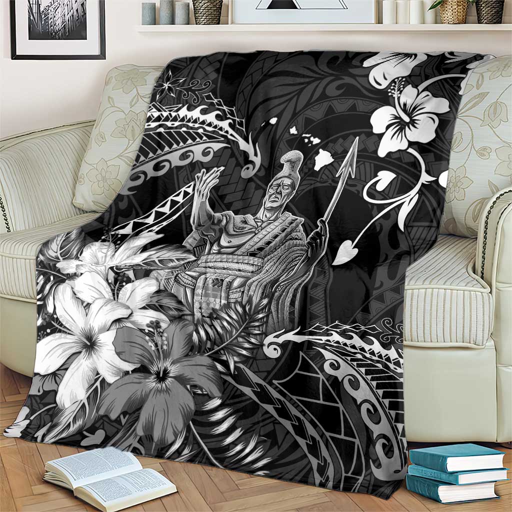 Hawaii King Kamehameha Day Blanket Polynesian Pattern Mix Hibiscus Black