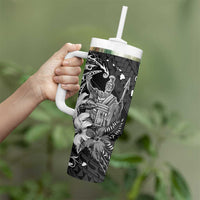 Hawaii King Kamehameha Day Tumbler With Handle Polynesian Pattern Mix Hibiscus Black