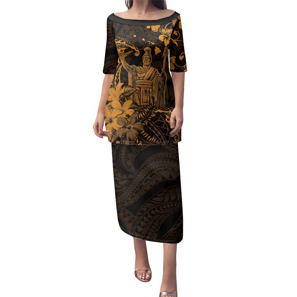 Hawaii King Kamehameha Day Family Matching Puletasi and Hawaiian Shirt Polynesian Pattern Mix Hibiscus Gold LT05 Mom's Dress Gold - Polynesian Pride
