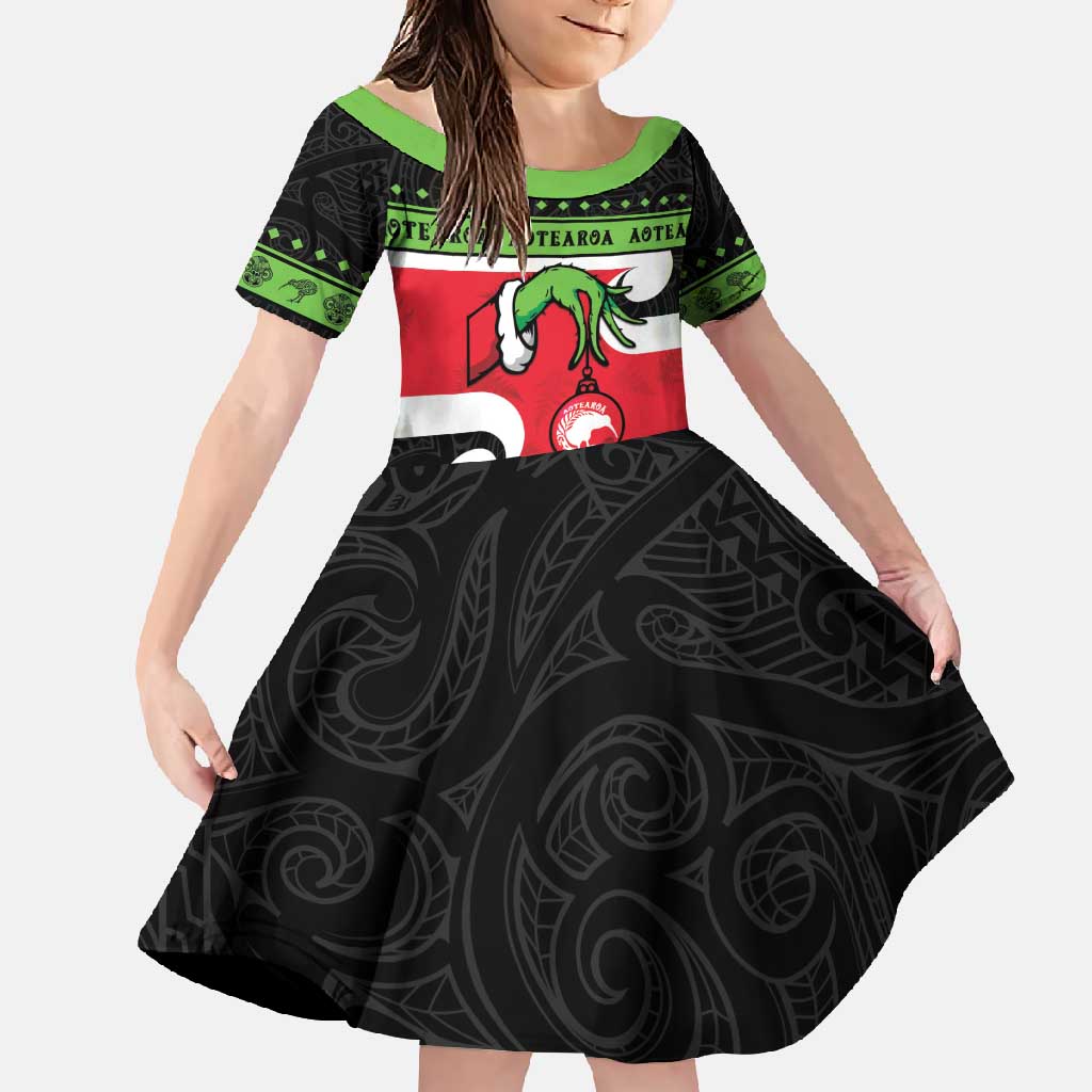 New Zealand Funny Christmas Family Matching Summer Maxi Dress and Hawaiian Shirt Maori Tiki LT05 Daughter's Dress Black - Polynesian Pride