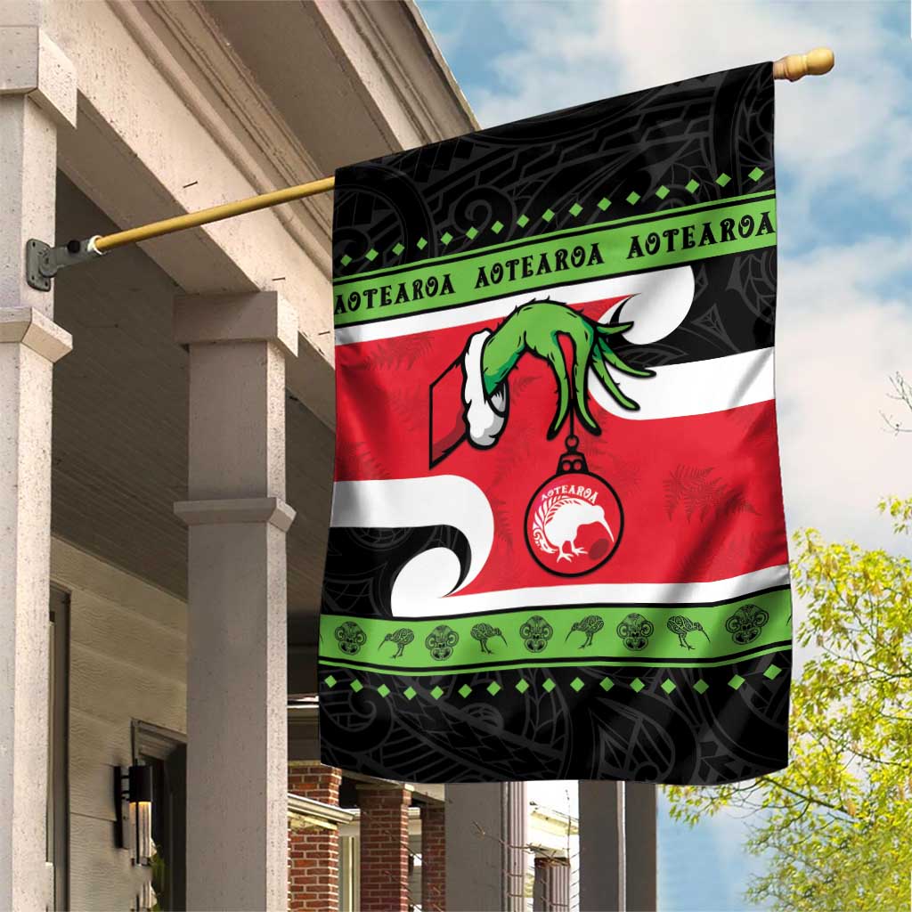 New Zealand Funny Christmas Garden Flag Maori Tiki