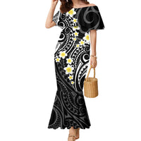 Plumeria With Black Polynesian Tattoo Pattern Family Matching Mermaid Dress and Hawaiian Shirt LT05 Mom's Dress Black - Polynesian Pride