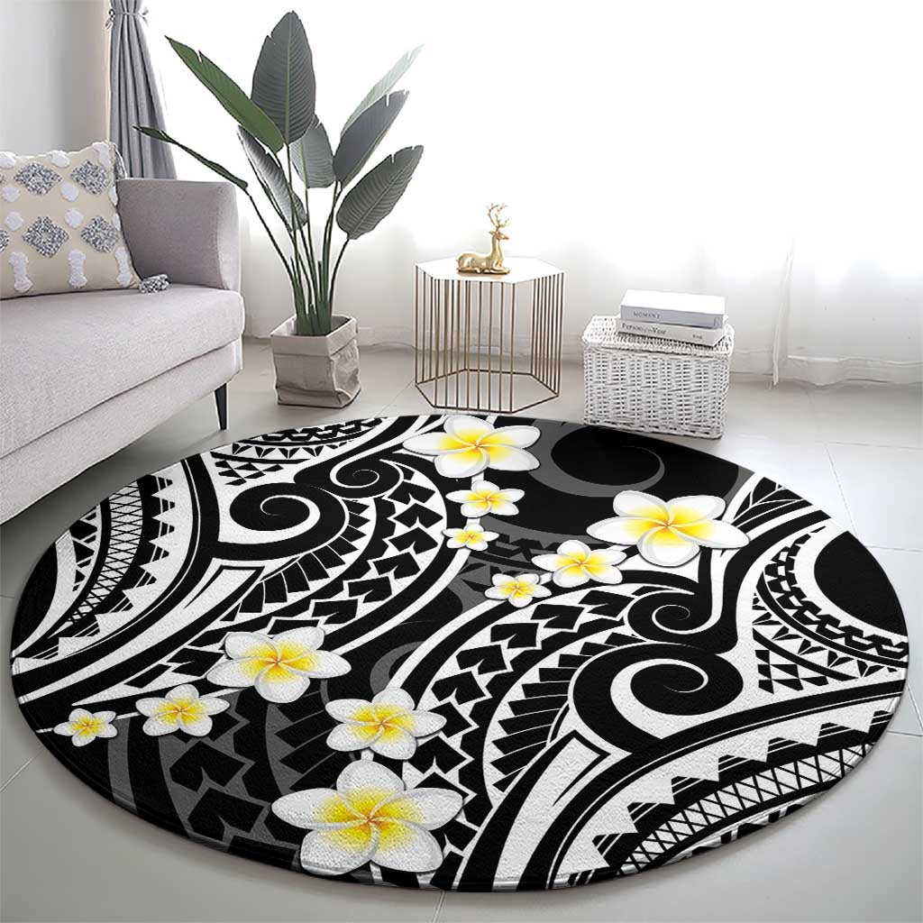 Plumeria With Black Polynesian Tattoo Pattern Round Carpet