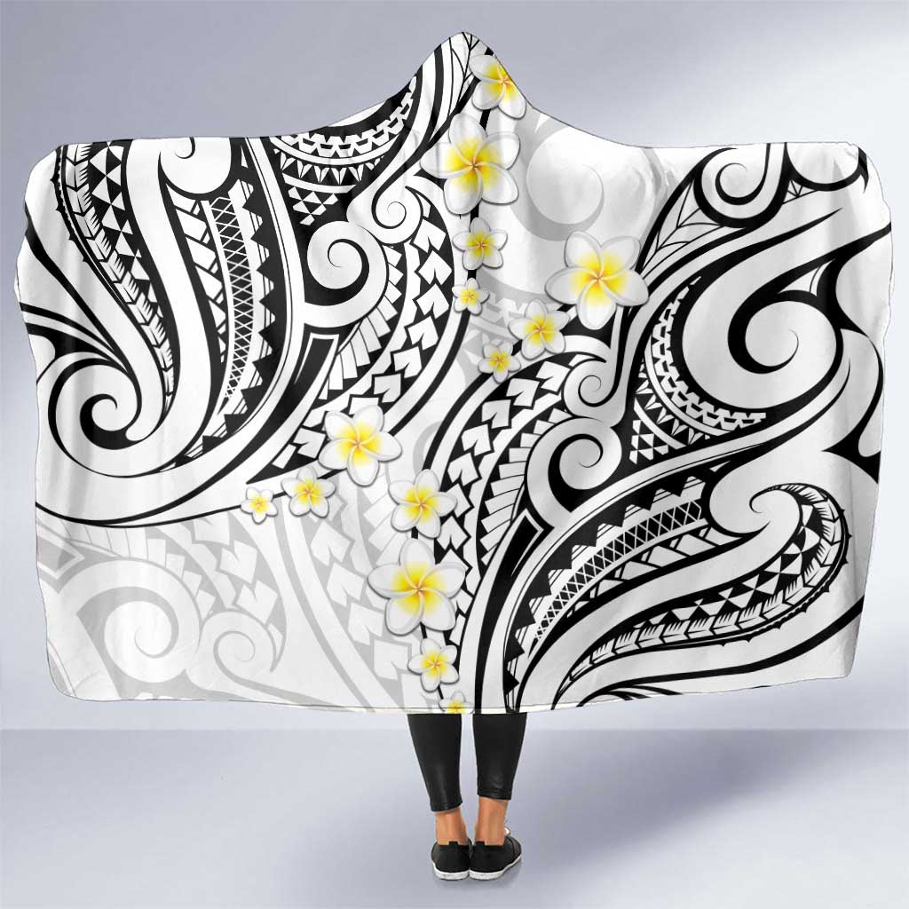 Plumeria With White Polynesian Tattoo Pattern Hooded Blanket LT05 One Size White - Polynesian Pride
