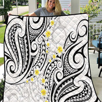 Plumeria With White Polynesian Tattoo Pattern Quilt LT05 White - Polynesian Pride