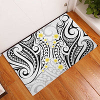 Plumeria With White Polynesian Tattoo Pattern Rubber Doormat