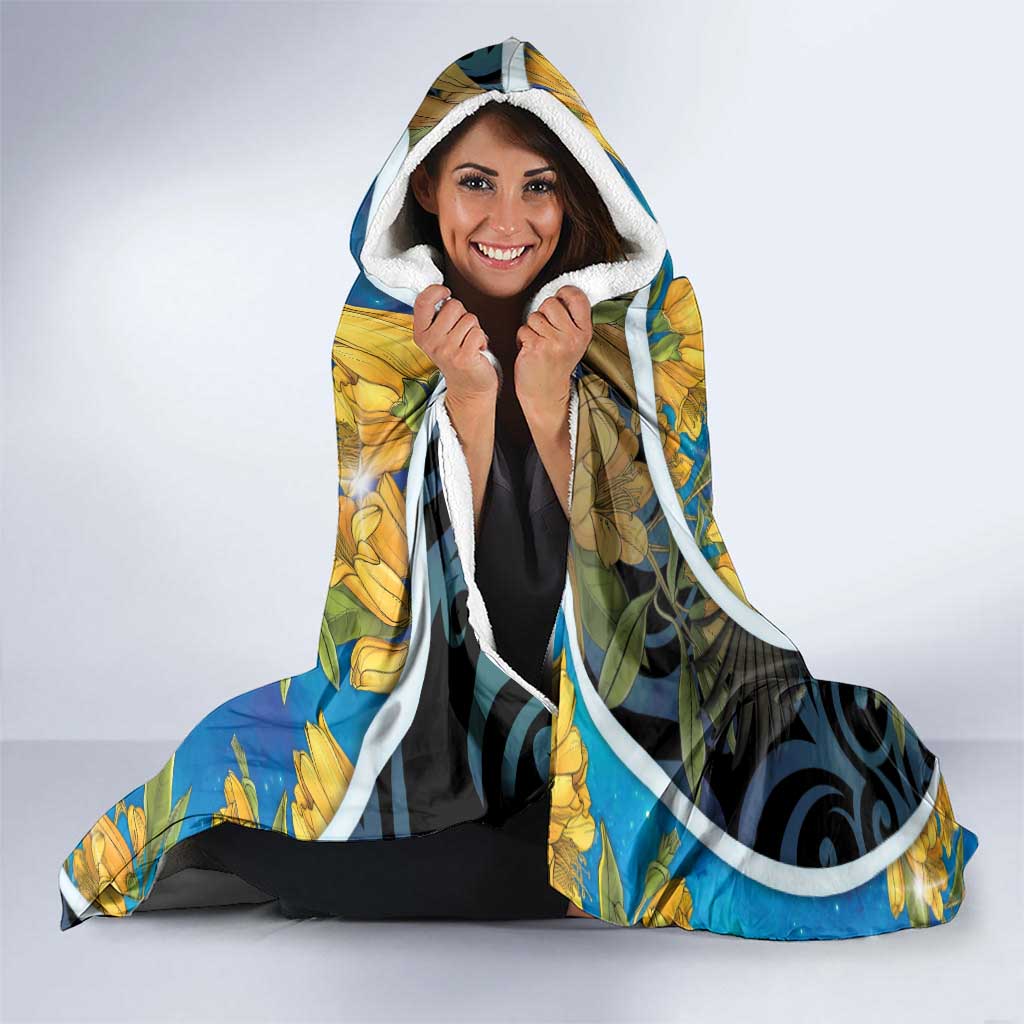 New Zealand Tui Bird Hooded Blanket Maori Koru With Kowhai Flowers LT05 - Polynesian Pride