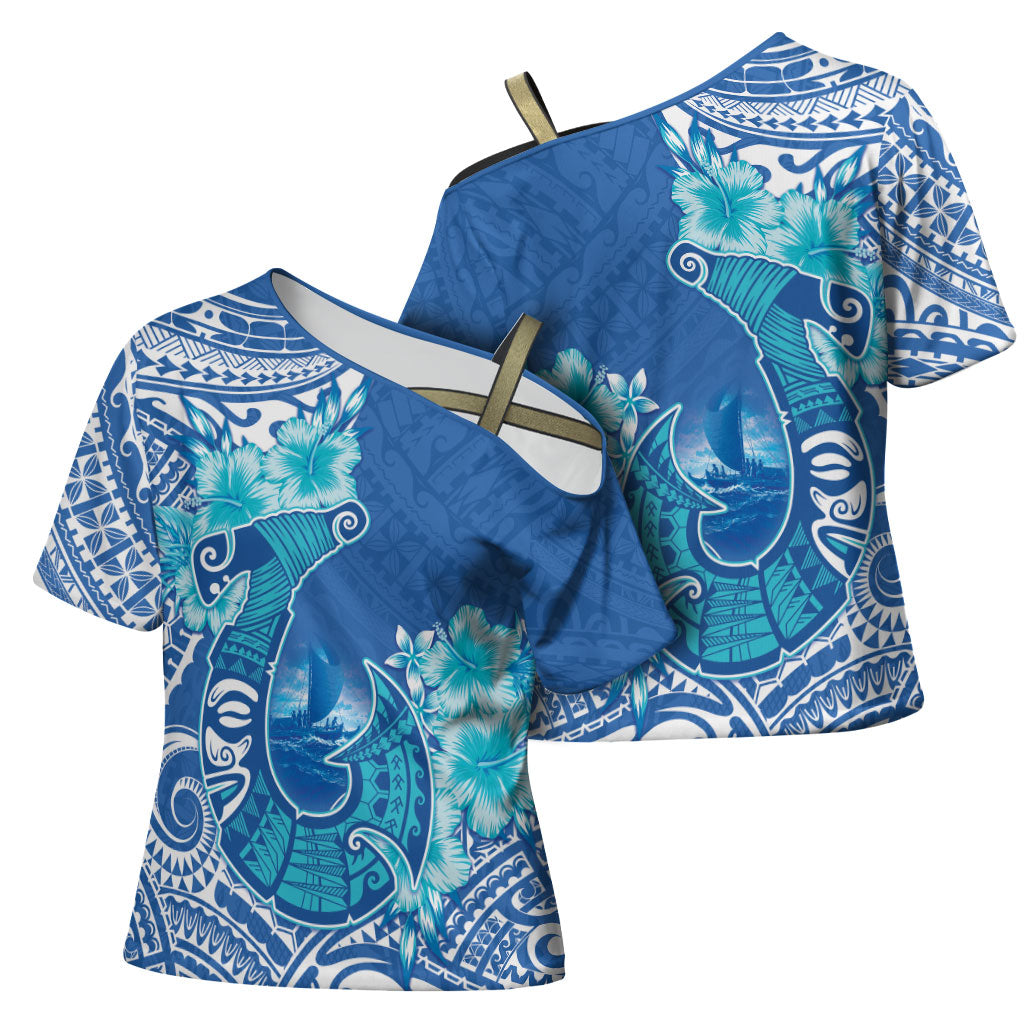 Hawaii Discoverers Day Cross Shoulder Shirt Polynesian Fish Hook With Hibiscus Blue