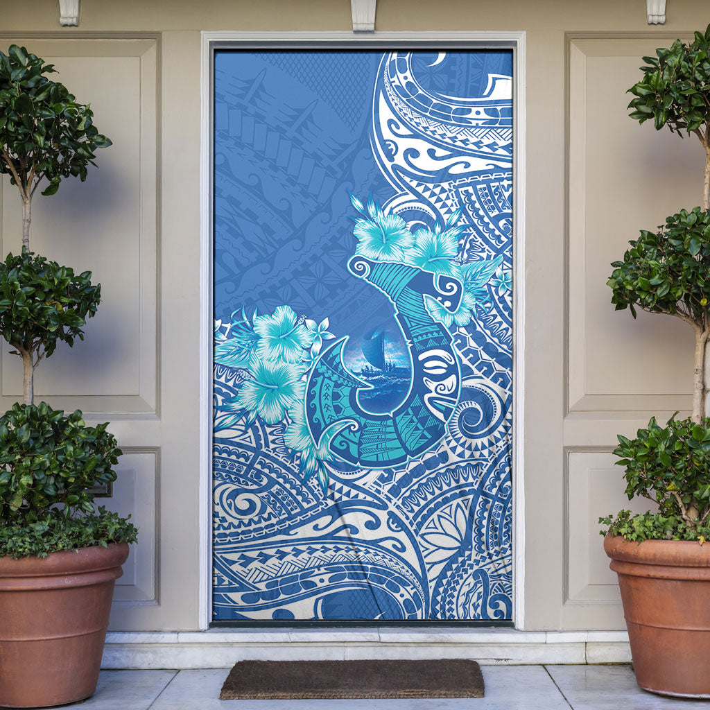 Hawaii Discoverers Day Door Cover Polynesian Fish Hook With Hibiscus Blue