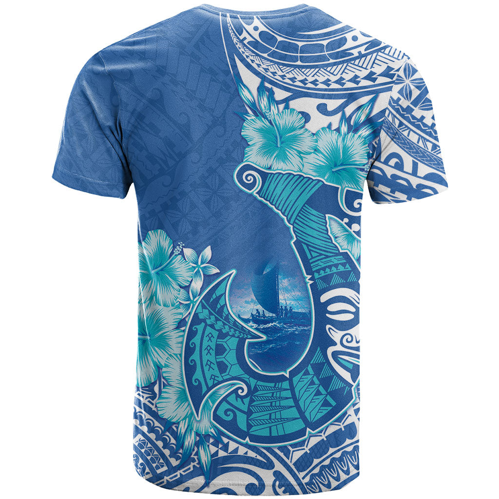 Hawaii Discoverers Day T Shirt Polynesian Fish Hook With Hibiscus Blue
