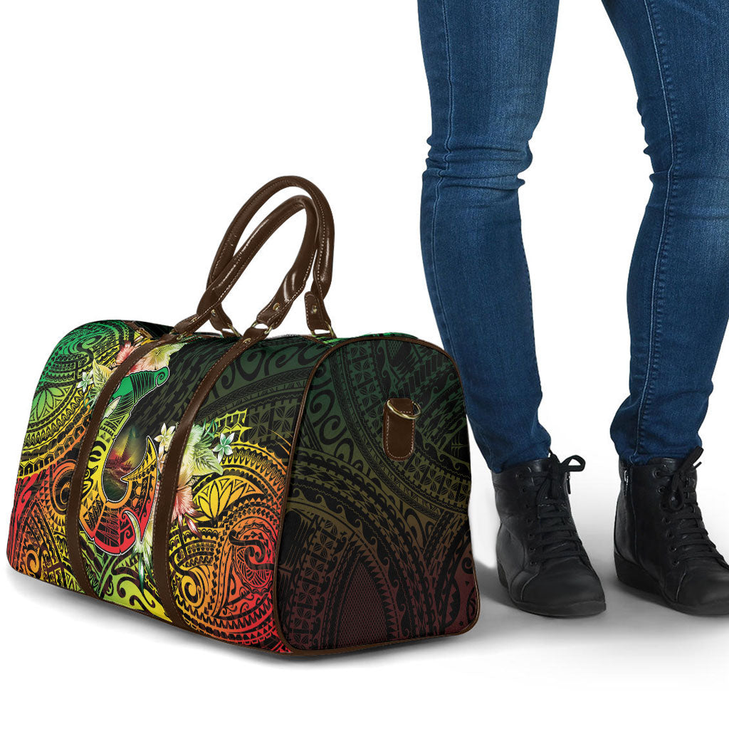 Hawaii Discoverers Day Travel Bag Polynesian Fish Hook With Hibiscus Reggae