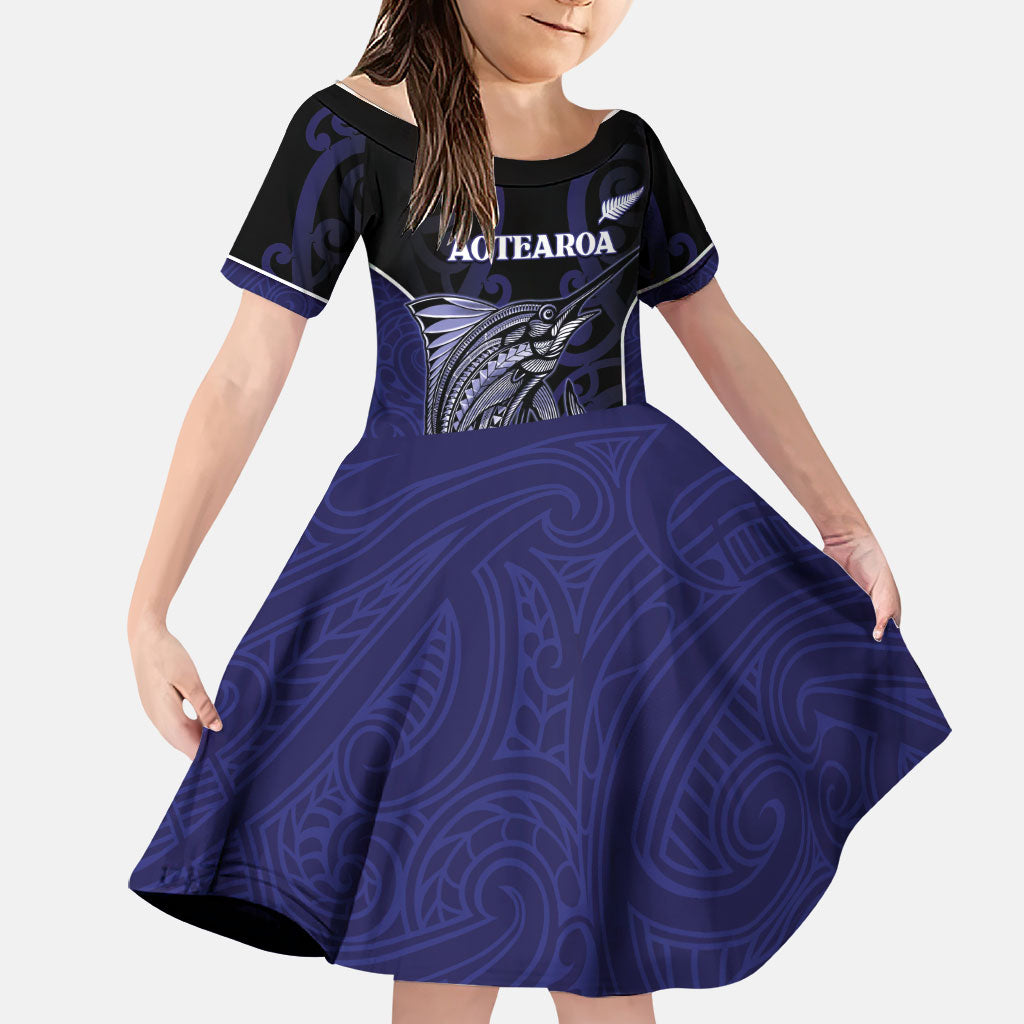 Personalised New Zealand Aotearoa Family Matching Off Shoulder Maxi Dress and Hawaiian Shirt Blue Marlin Fishing Maori Pattern LT05 Daughter's Dress Black - Polynesian Pride