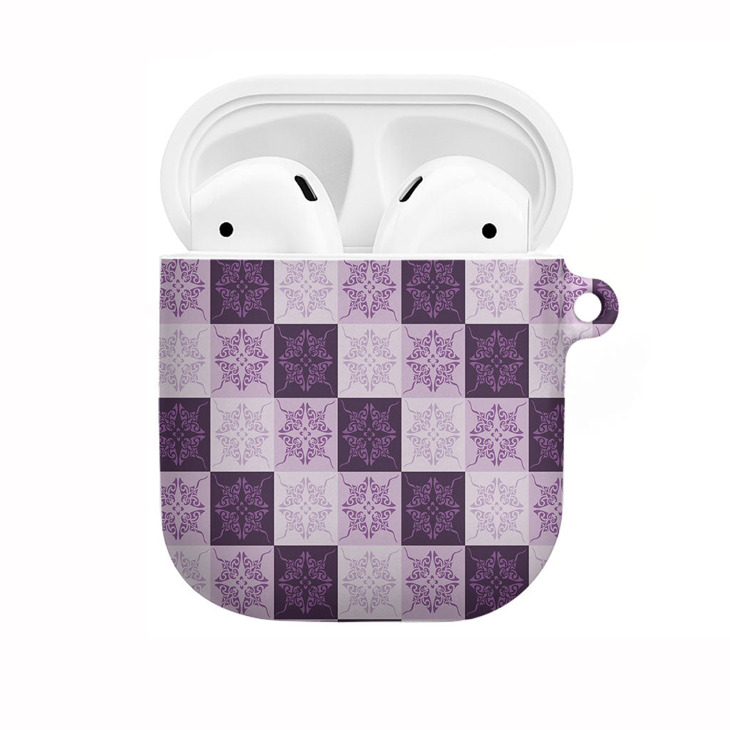 Lavender Manta Ray Hawaiian Quilt Motif AirPods Case