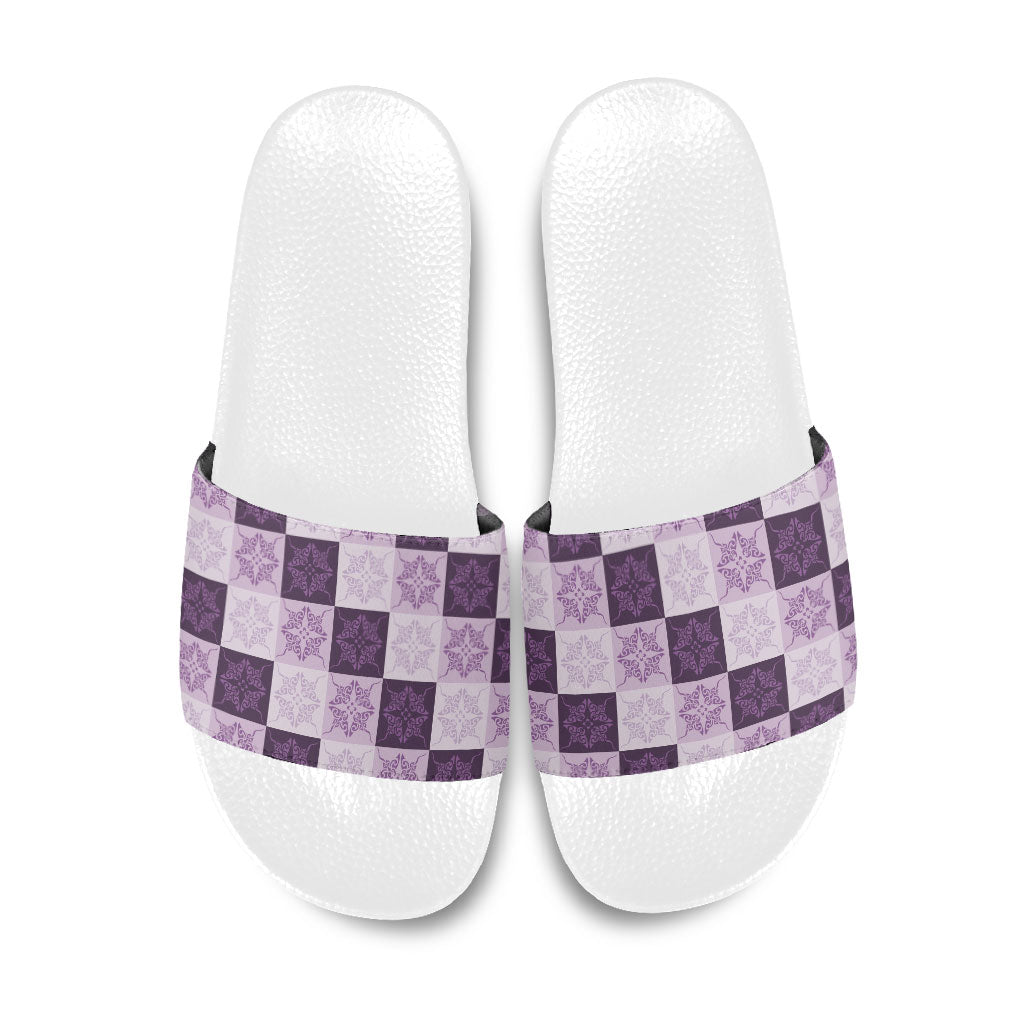 Lavender Manta Ray Hawaiian Quilt Motif Slide Sandals