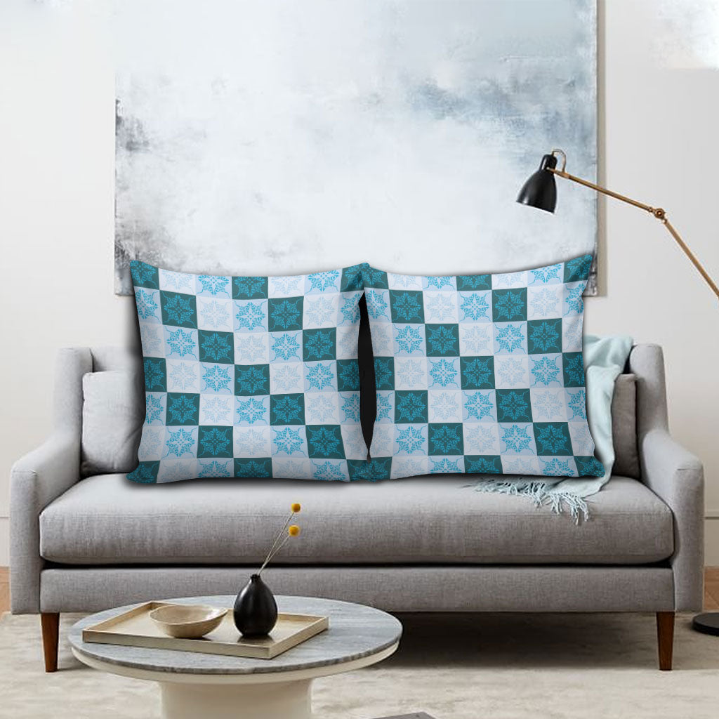 Cyan Manta Ray Hawaiian Quilt Motif Pillow Cover