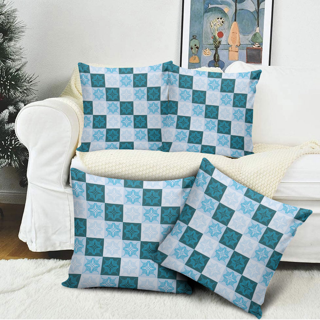Cyan Manta Ray Hawaiian Quilt Motif Pillow Cover