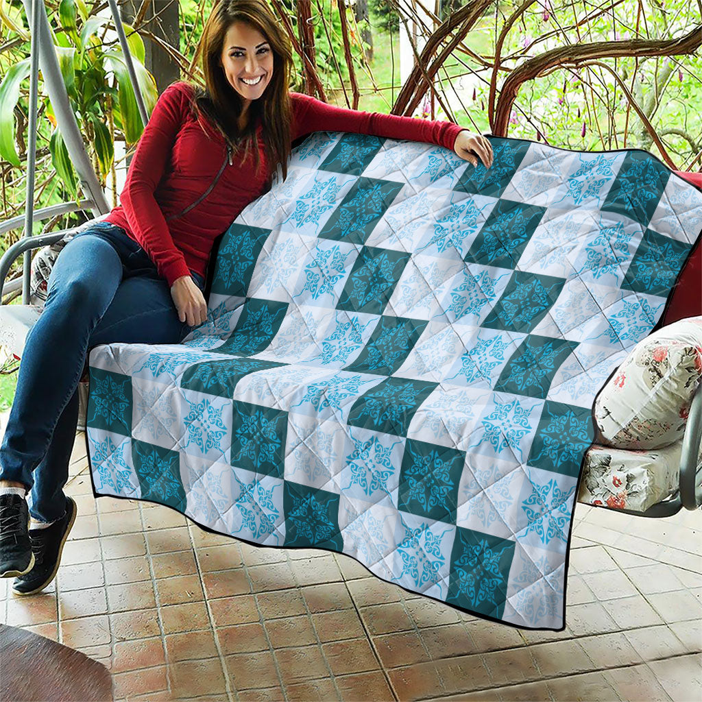 Cyan Manta Ray Hawaiian Quilt Motif Quilt