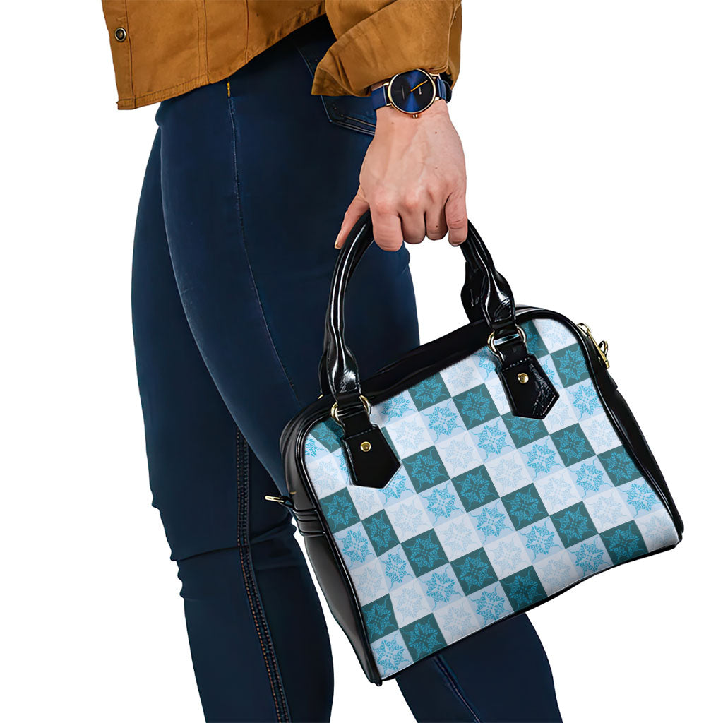 Cyan Manta Ray Hawaiian Quilt Motif Shoulder Handbag