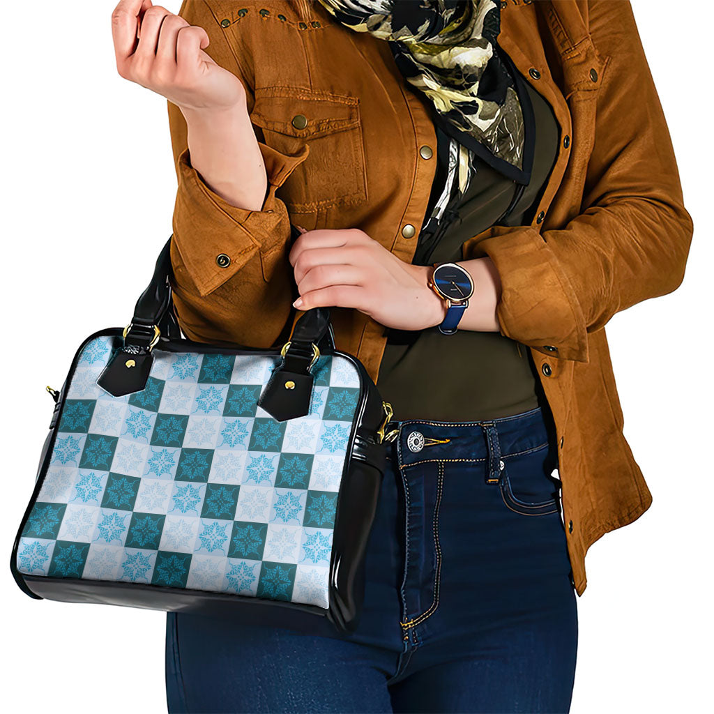 Cyan Manta Ray Hawaiian Quilt Motif Shoulder Handbag