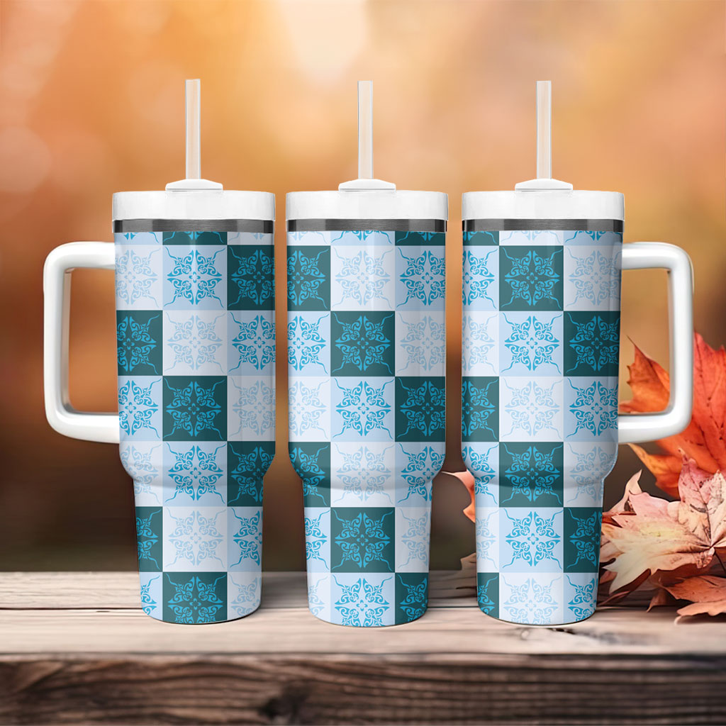 Cyan Manta Ray Hawaiian Quilt Motif Tumbler With Handle