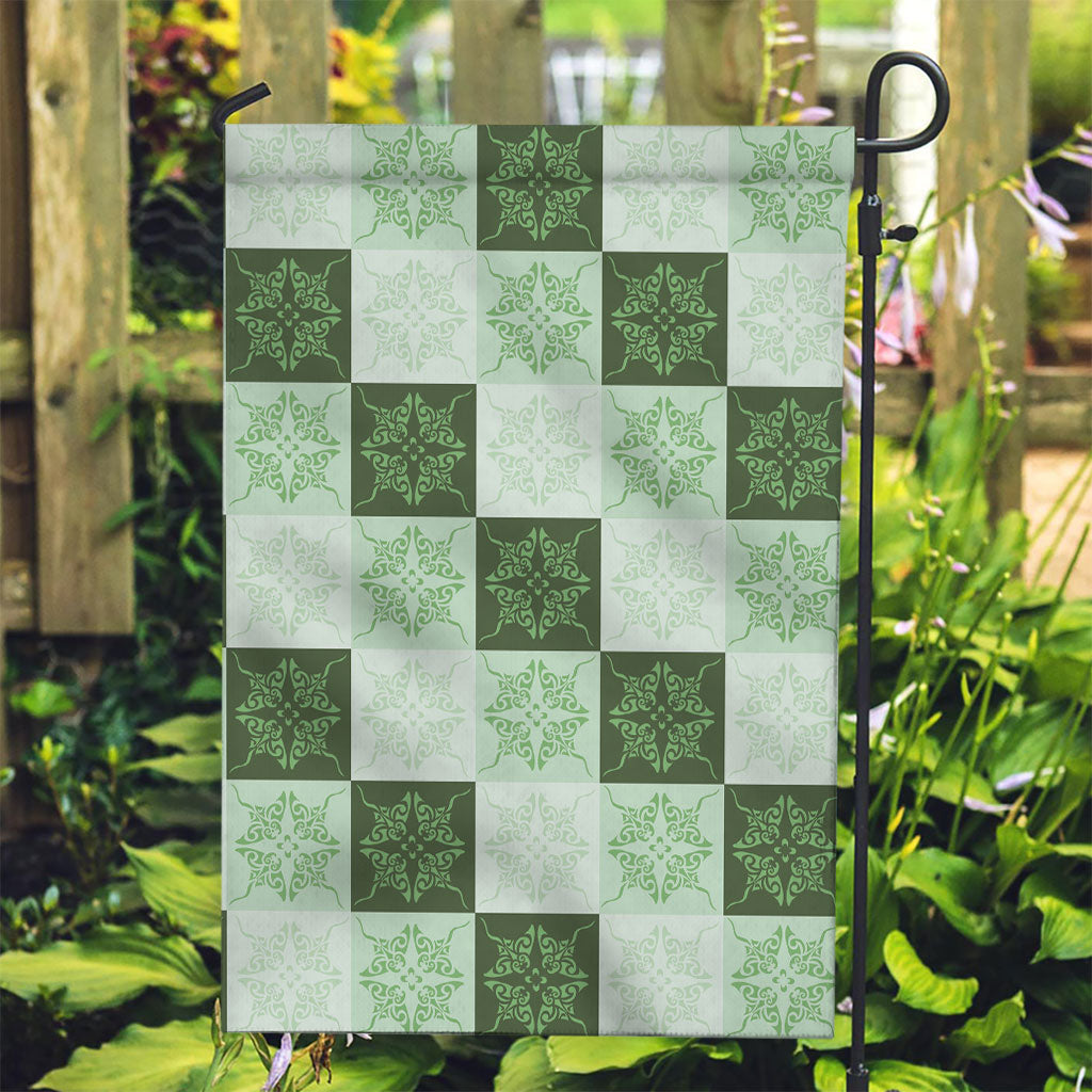 Sage Green Manta Ray Hawaiian Quilt Motif Garden Flag