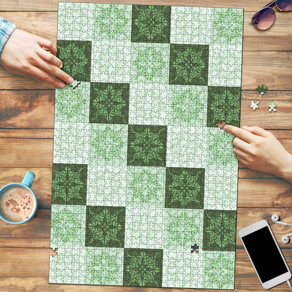 Sage Green Manta Ray Hawaiian Quilt Motif Puzzle