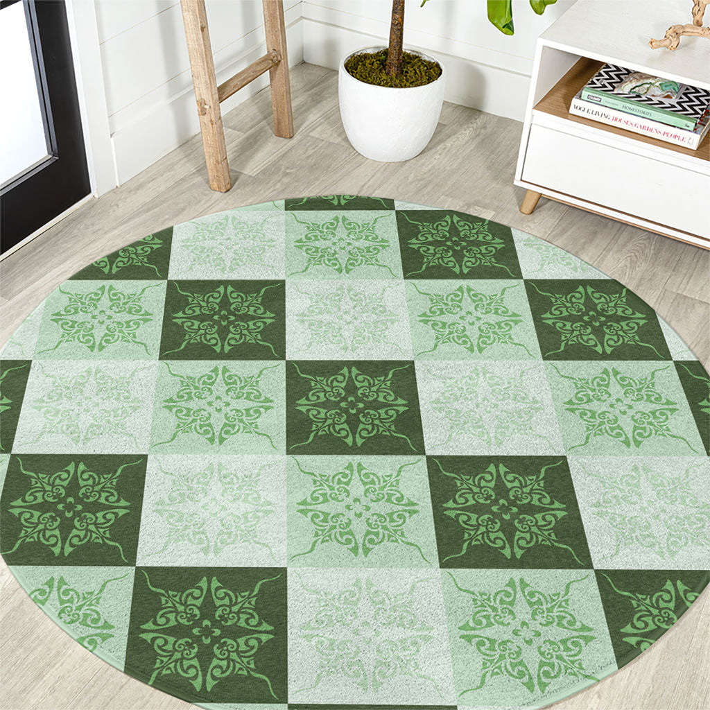 Sage Green Manta Ray Hawaiian Quilt Motif Round Carpet