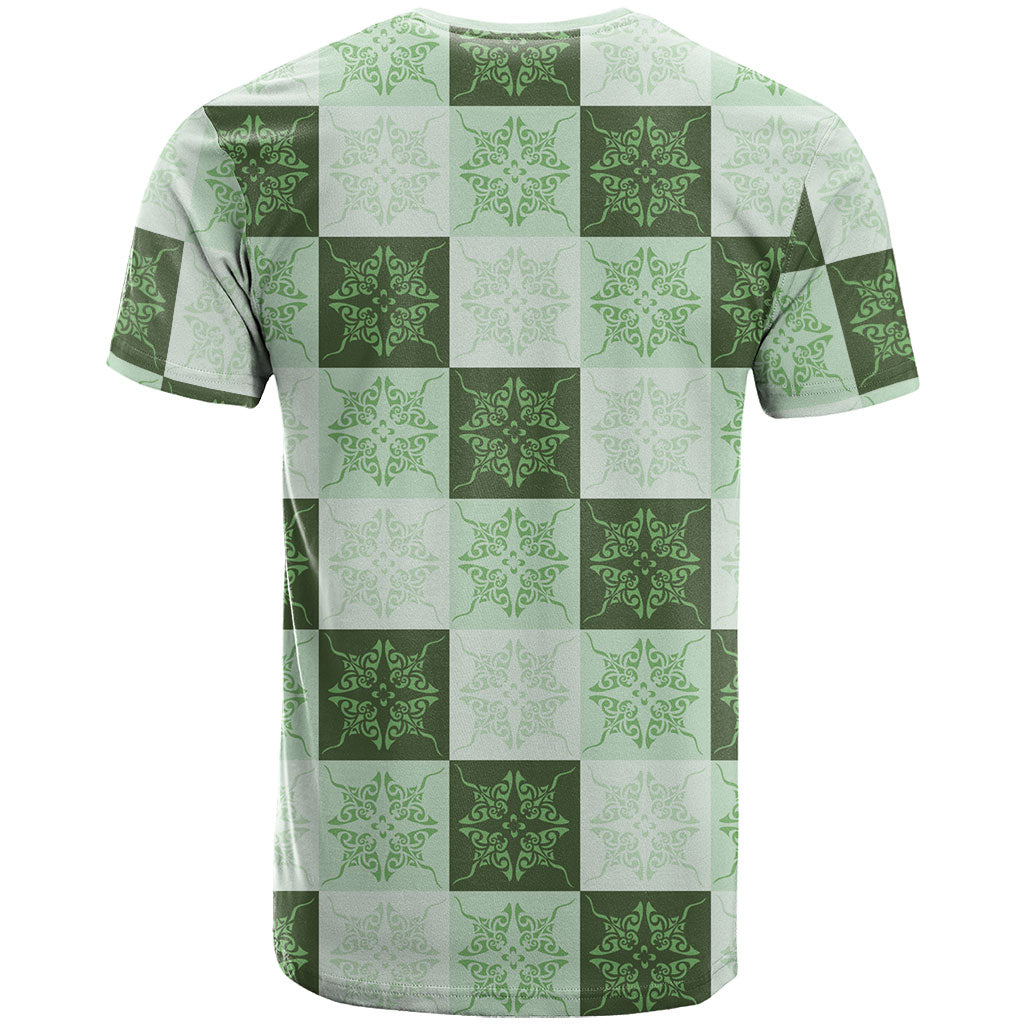 Sage Green Manta Ray Hawaiian Quilt Motif T Shirt