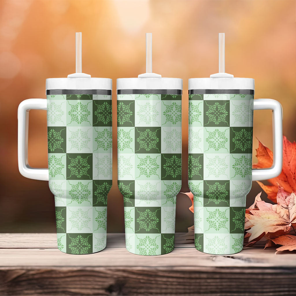 Sage Green Manta Ray Hawaiian Quilt Motif Tumbler With Handle