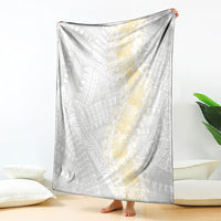 Niue White Sunday Blanket Niuean Hiapo With Puakenikeni Lei LT05 - Polynesian Pride