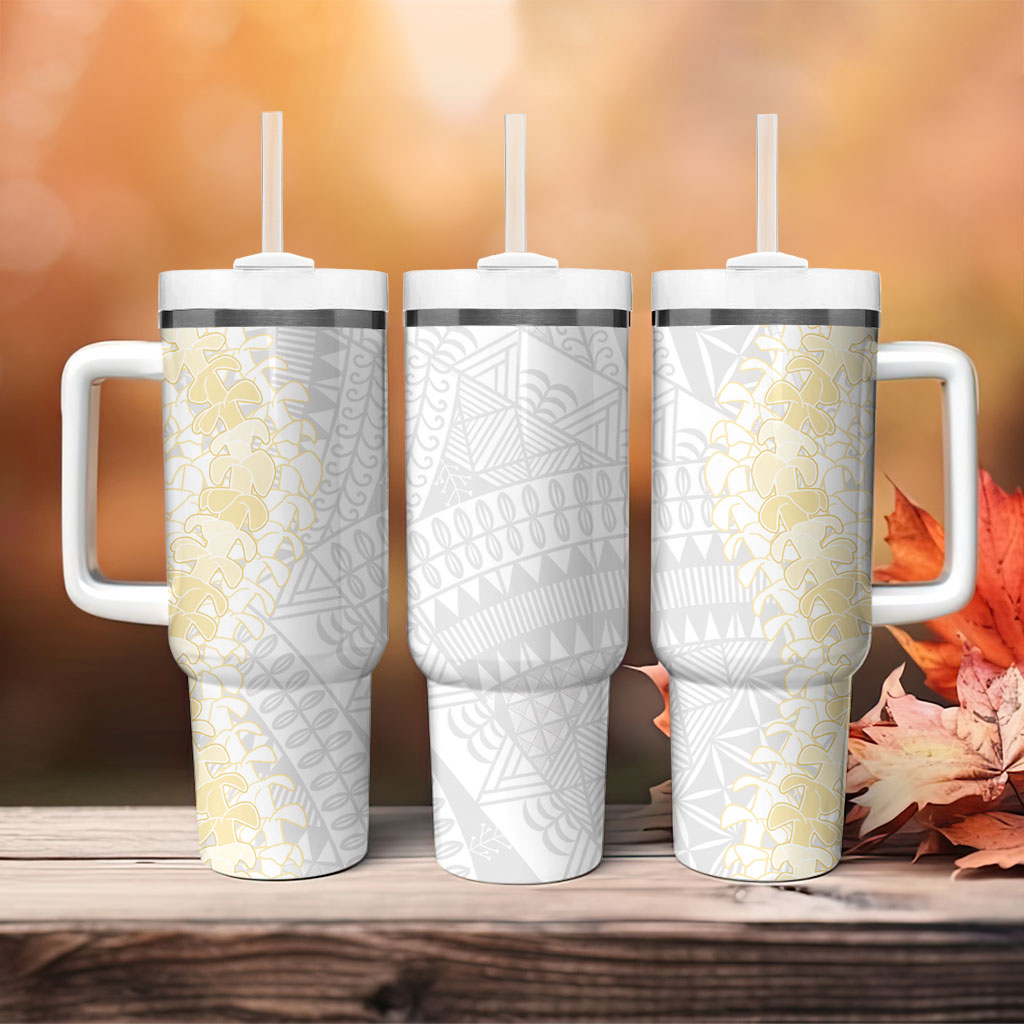 Niue White Sunday Tumbler With Handle Niuean Hiapo With Puakenikeni Lei LT05 - Polynesian Pride