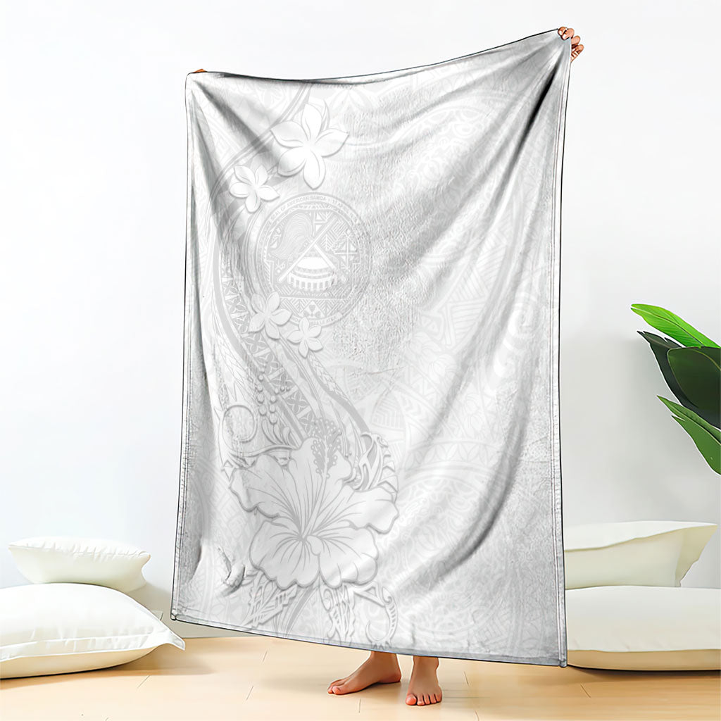 American Samoa White Sunday Blanket Polynesian Pattern With Tropical Flowers LT05 - Polynesian Pride