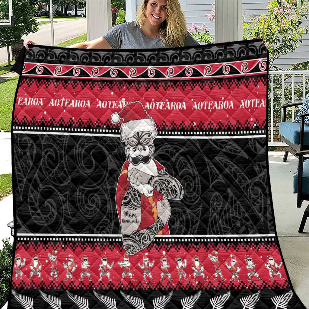 New Zealand Santa Tiki Christmas Quilt Meri Kirihimete LT05 Black - Polynesian Pride