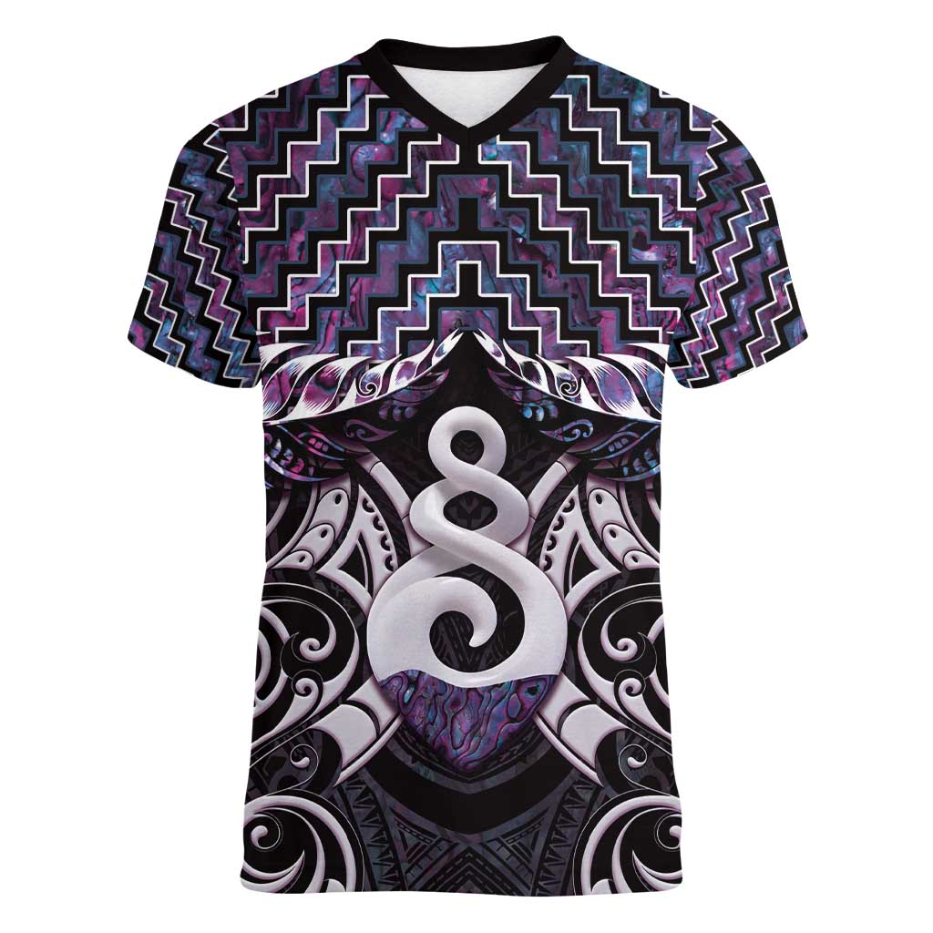 New Zealand Maori Women V-Neck T-Shirt Poutama Pikorua Purple Paua Shell
