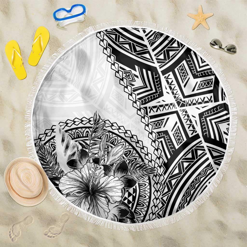 Hibiscus With White Austronesian Tattoo Pattern Beach Blanket - Polynesian Pride