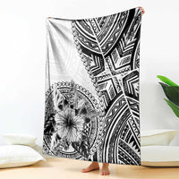 Hibiscus With White Austronesian Tattoo Pattern Blanket LT05 - Polynesian Pride