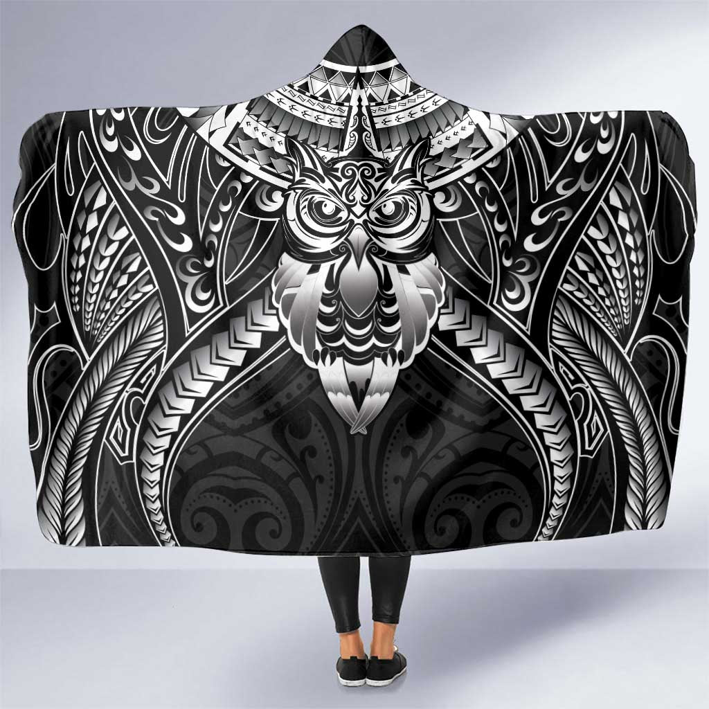 New Zealand Morepork Hooded Blanket Maori Pattern Black