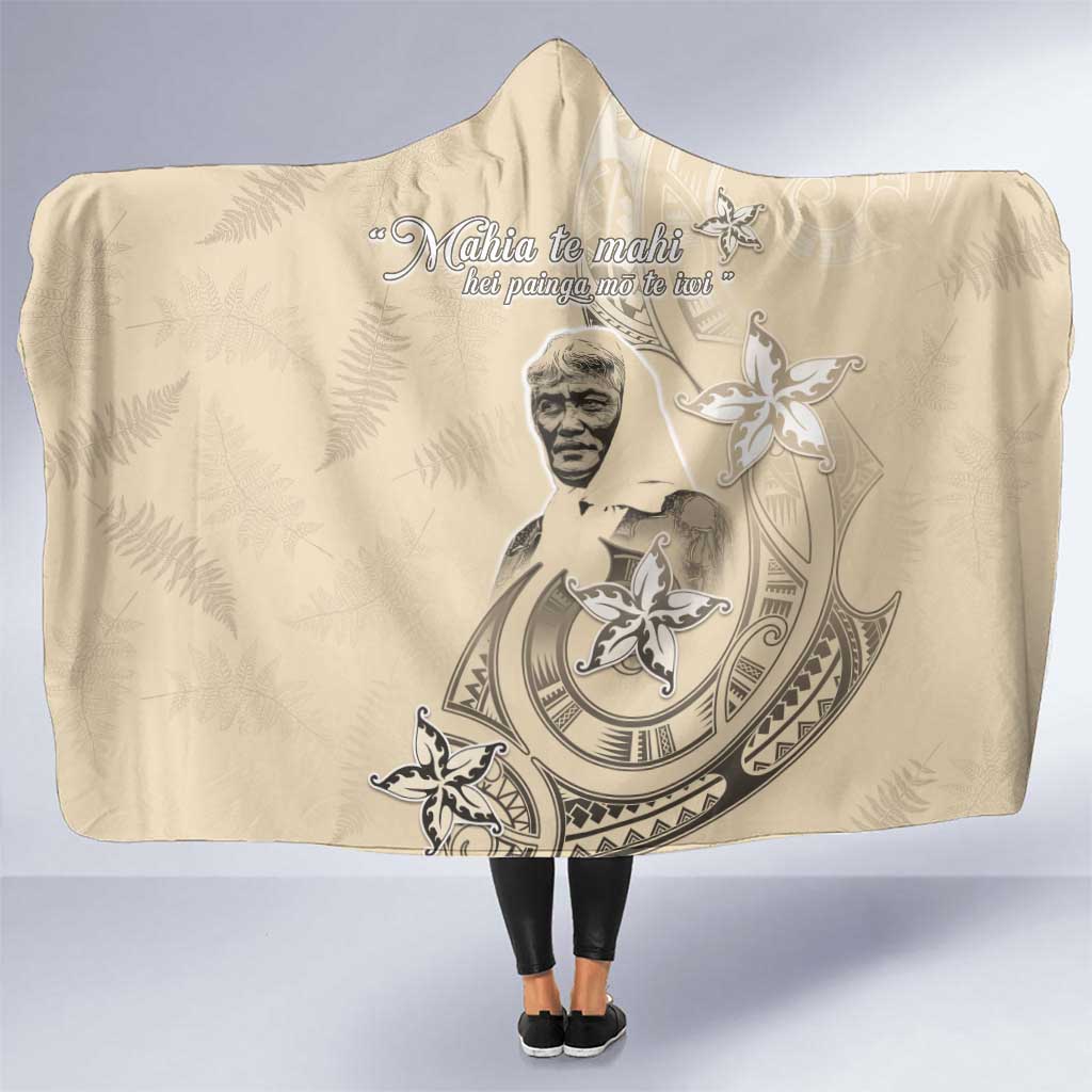 New Zealand Aotearoa Princess Te Puea Hooded Blanket Maori Pattern