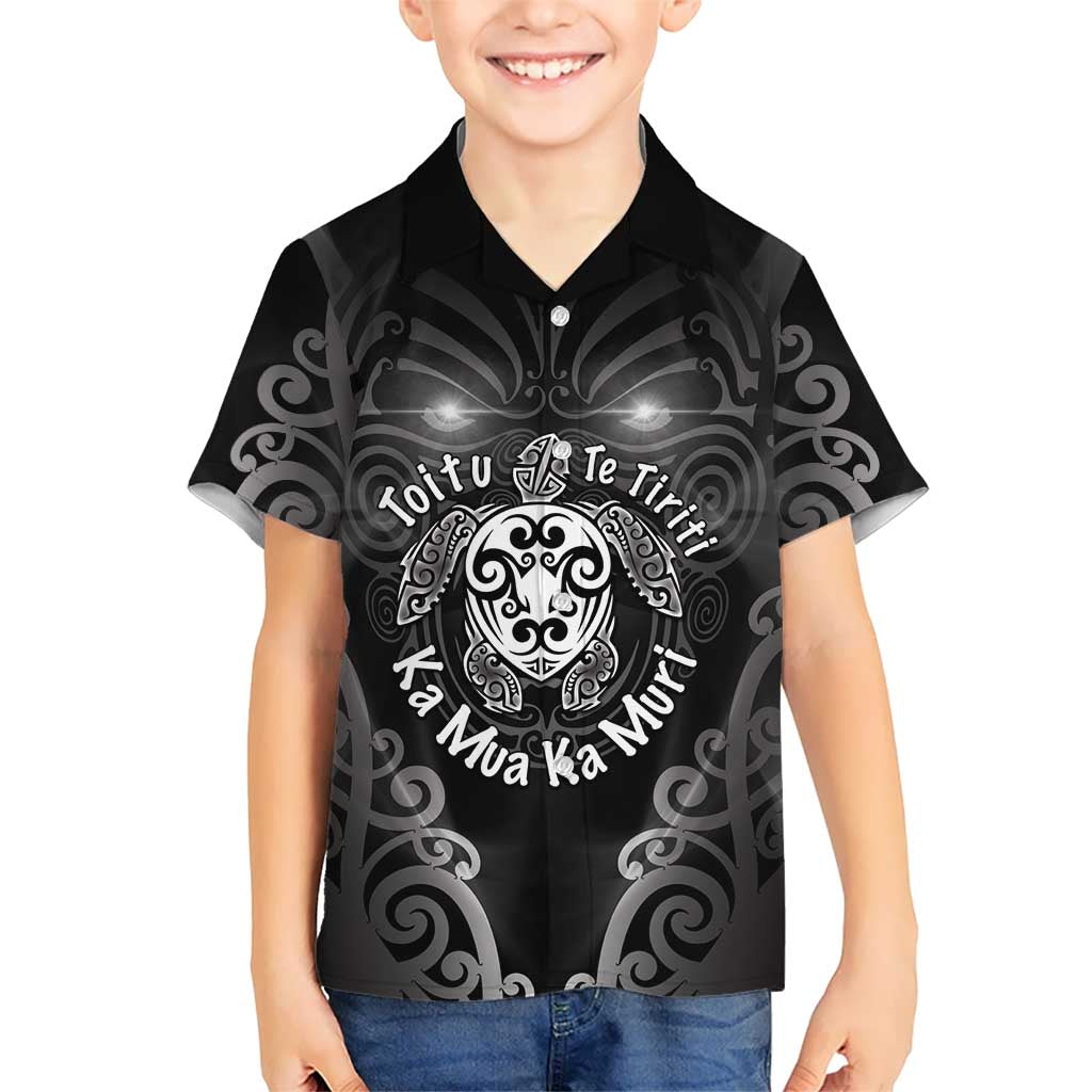 Aotearoa Toitu Te Tiriti Family Matching Off Shoulder Short Dress and Hawaiian Shirt Ka Mua Ka Muri LT05 Son's Shirt Black - Polynesian Pride