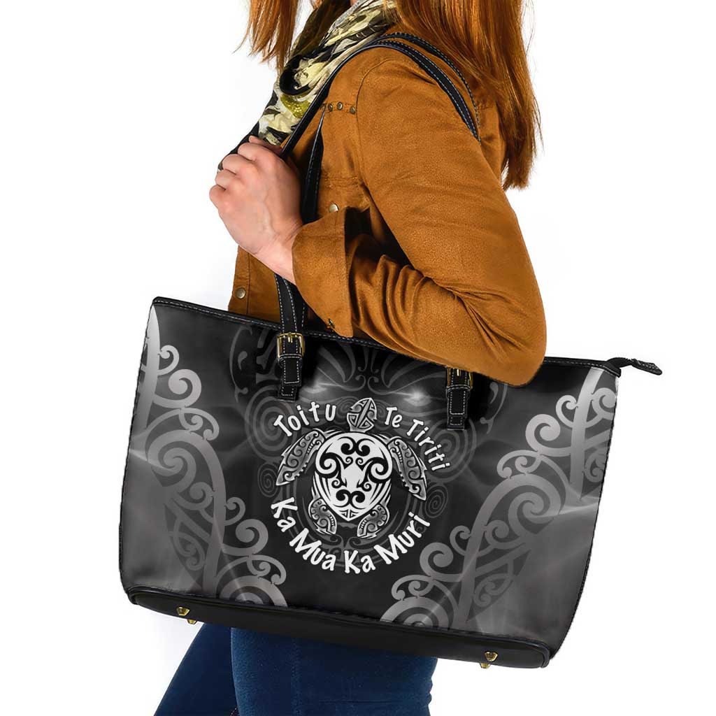Aotearoa Toitu Te Tiriti Leather Tote Bag Ka Mua Ka Muri LT05 Black - Polynesian Pride