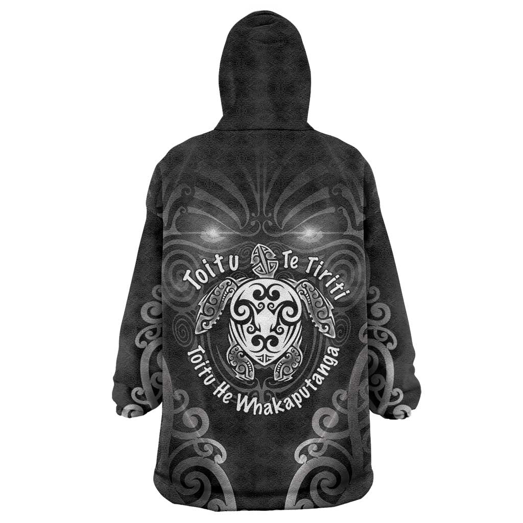 Aotearoa Toitu Te Tiriti Wearable Blanket Hoodie Ka Mua Ka Muri