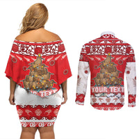 Personalised New Zealand Christmas In July Couples Matching Off Shoulder Short Dress and Long Sleeve Button Shirt Maori Kiwi Xmas Tree - Red