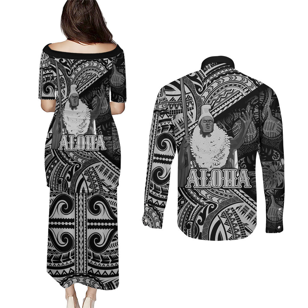 Hawaii King Kamehameha Couples Matching Puletasi and Long Sleeve Button Shirt With Hawaiian Ipu Motifs Black Version LT05 - Polynesian Pride